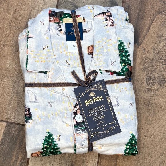 Harry Potter Hogwarts Teen Christmas Organic Flannel Pajama Set - PBT - Picture 3 of 5